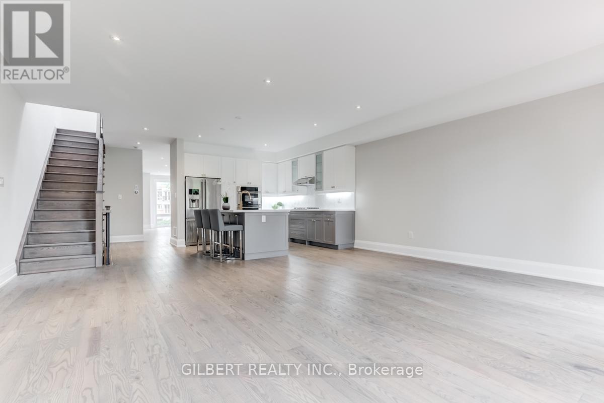 35a Marquette Avenue, Toronto, Ontario  M6A 1X8 - Photo 15 - C12610190