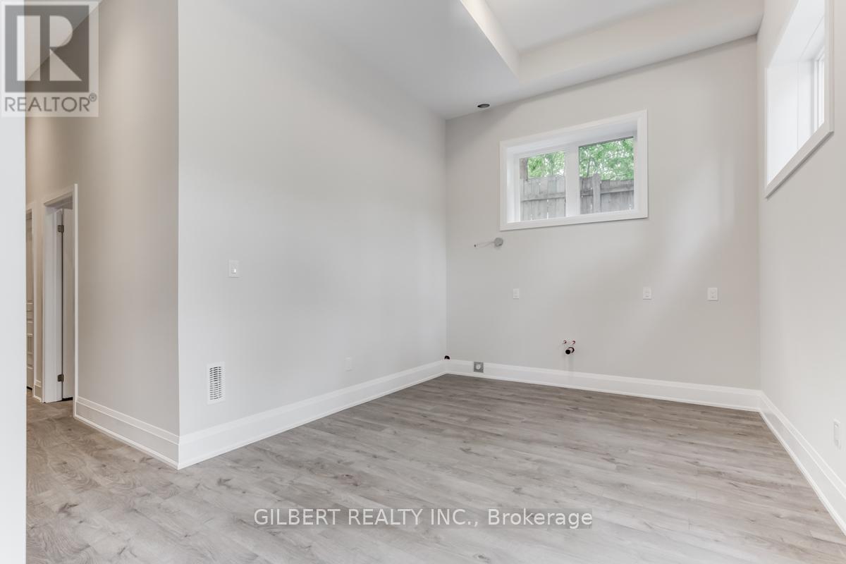 35a Marquette Avenue, Toronto, Ontario  M6A 1X8 - Photo 29 - C12610190