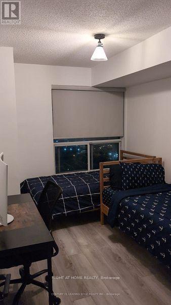 2207 - 38 Lee Centre Drive, Toronto (Woburn), Ontario  M1H 3J7 - Photo 11 - E12610062