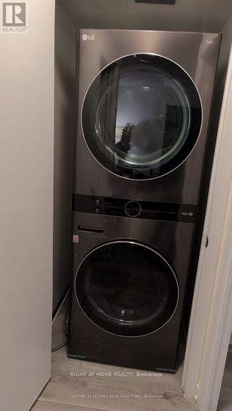 2207 - 38 Lee Centre Drive, Toronto (Woburn), Ontario  M1H 3J7 - Photo 14 - E12610062