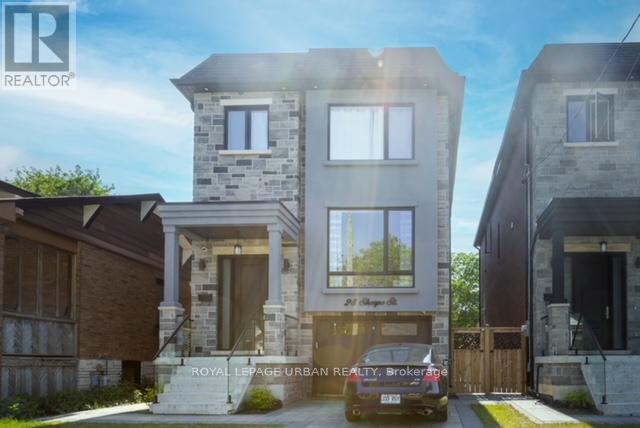 28 SHARPE STREET, Toronto, Ontario