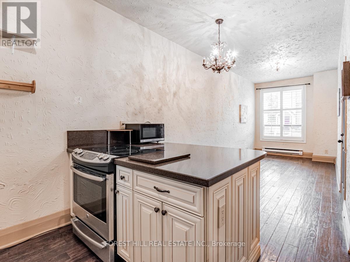 54 De Grassi Street, Toronto, Ontario  M4M 2K3 - Photo 13 - E12610200