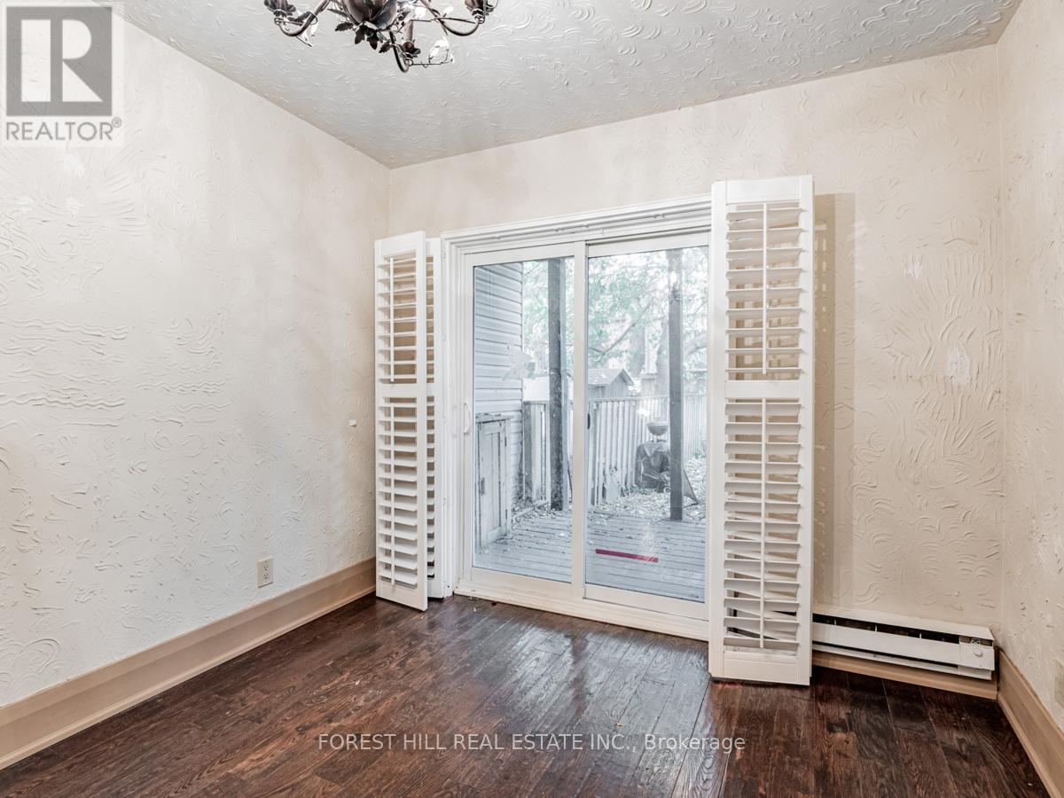 54 De Grassi Street, Toronto, Ontario  M4M 2K3 - Photo 15 - E12610200