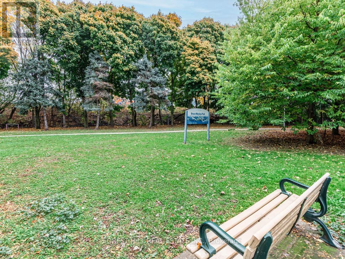 54 De Grassi Street, Toronto, Ontario  M4M 2K3 - Photo 23 - E12610200