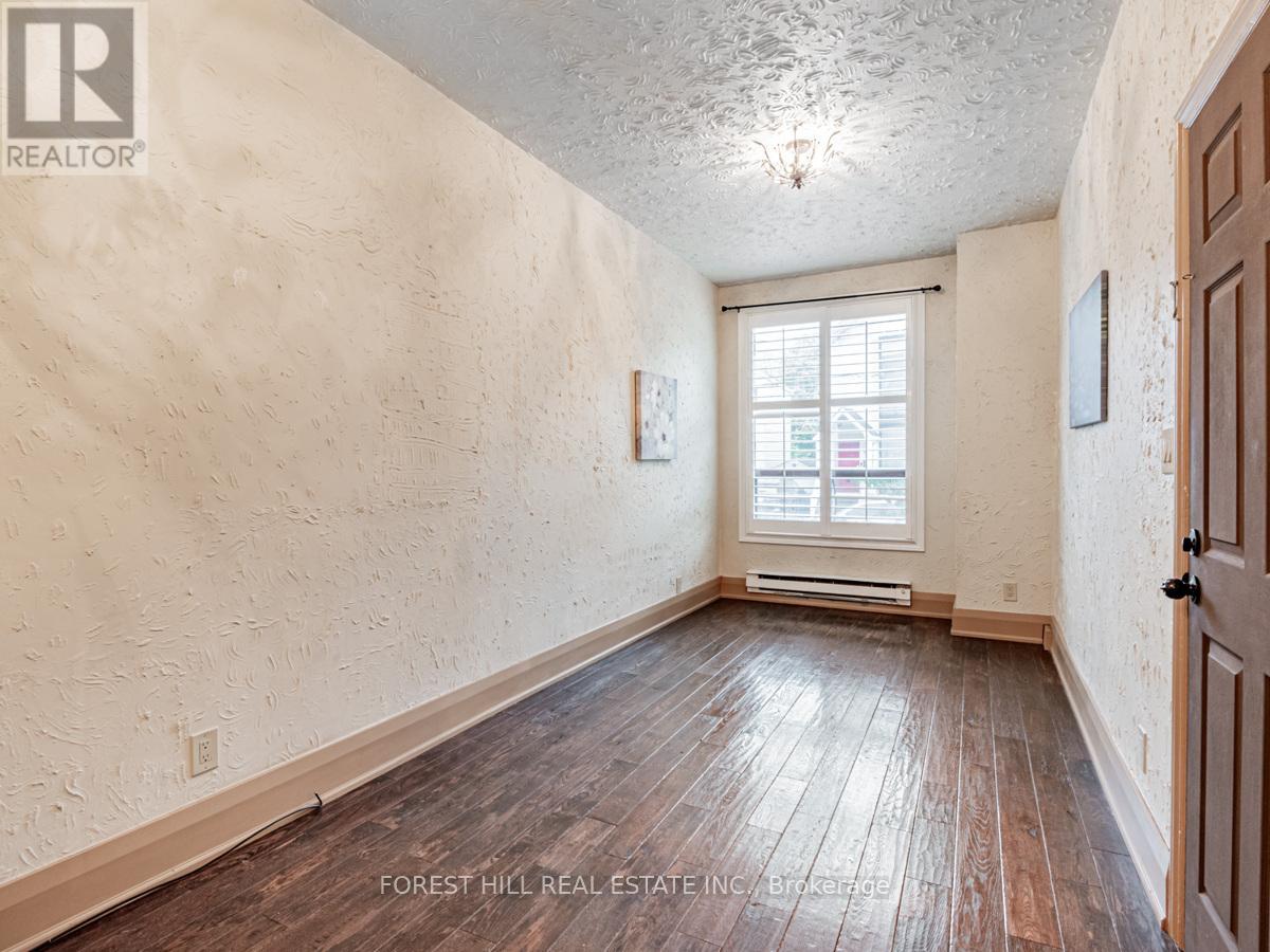 54 De Grassi Street, Toronto, Ontario  M4M 2K3 - Photo 9 - E12610200