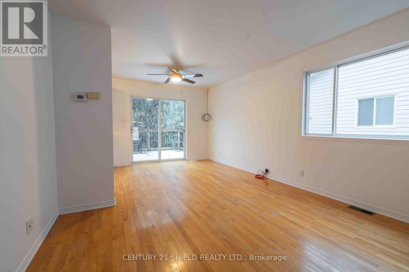 21255 Mcnaughton Court E, South Glengarry, Ontario K0C 1E0 - Photo 6 - X12492584