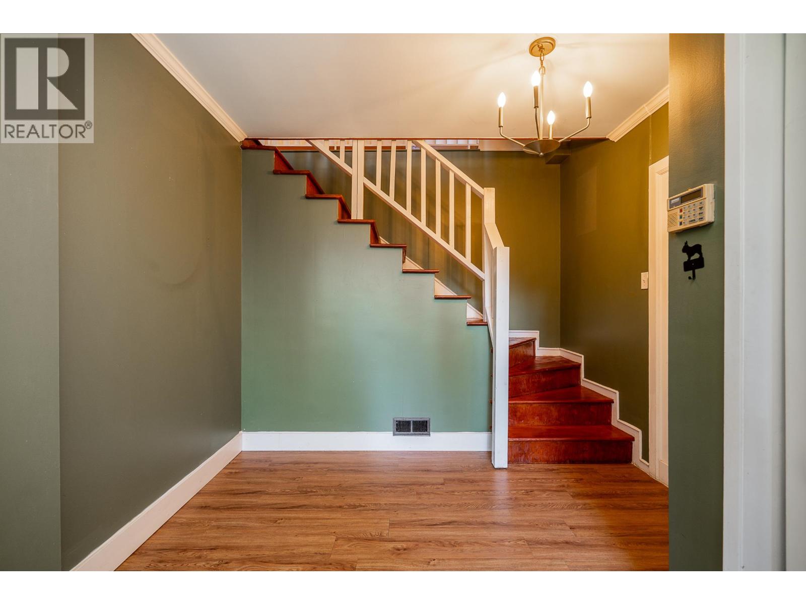 1648 Scarborough Crescent, Port Coquitlam, British Columbia V3C 2R1 - Photo 19 - R3072032