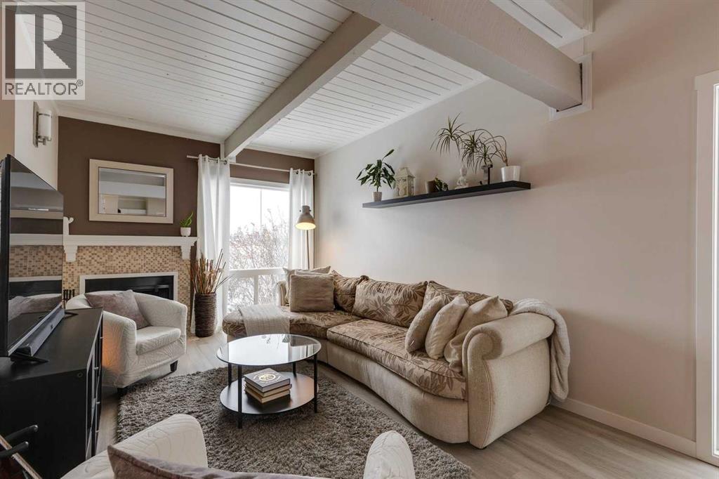 2630 Oakmoor Drive Sw, Calgary, Alberta  T2V 4E7 - Photo 6 - A2273018