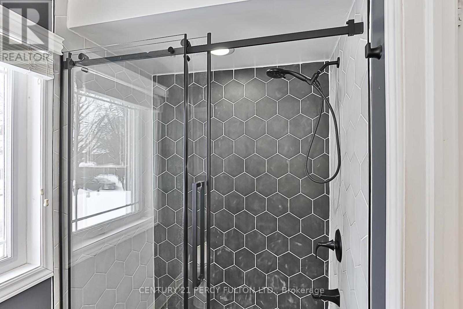 53 Miley Drive, Markham (Markville), Ontario  L3R 4V1 - Photo 32 - N12610092