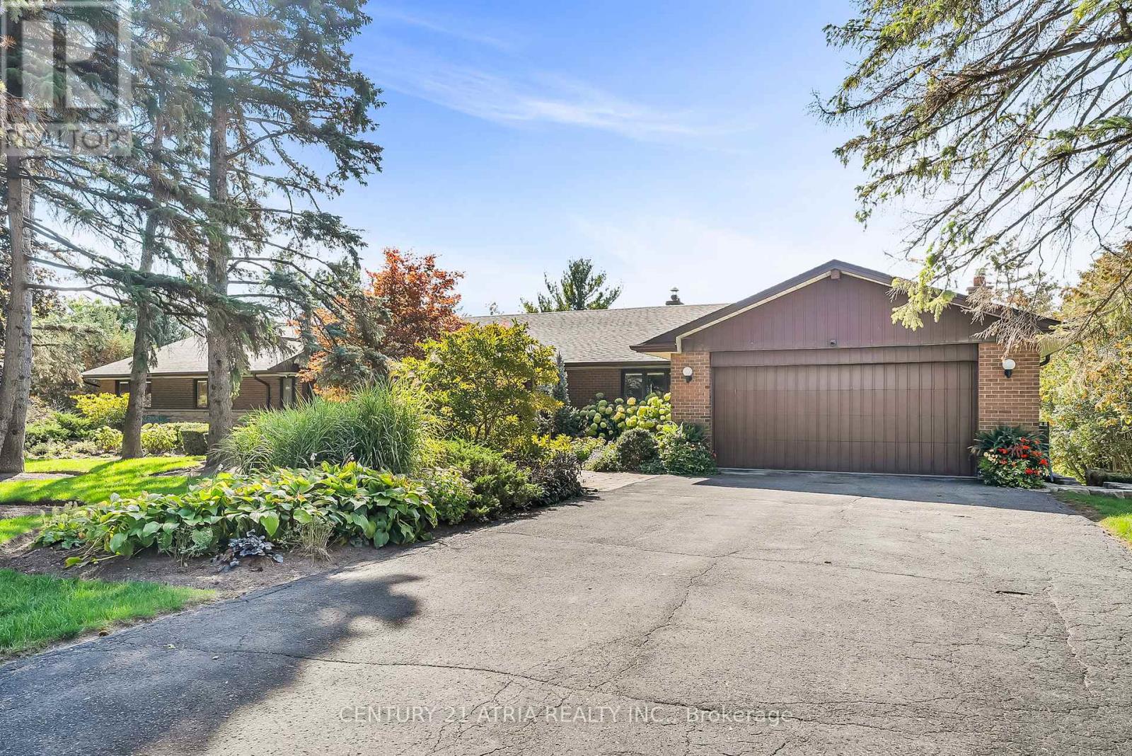 56 Cachet Parkway, Markham, Ontario  L6C 1C2 - Photo 2 - N12610100