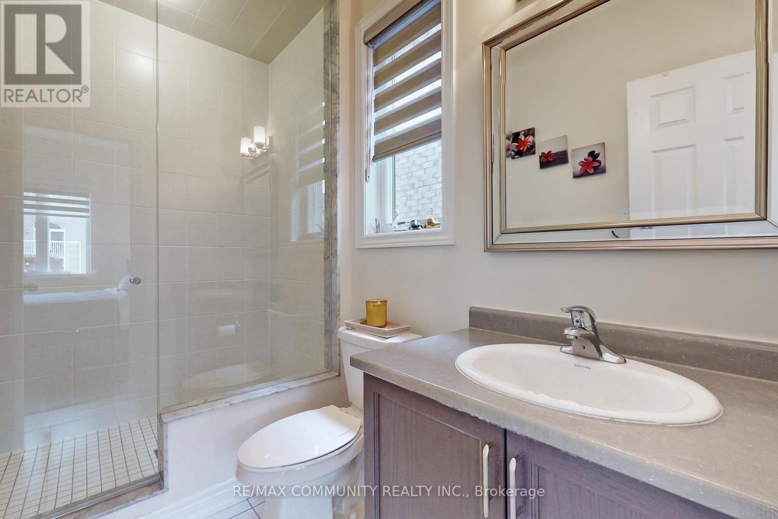 4 Flay Court, Innisfil, Ontario  L0L 1L0 - Photo 20 - N12610126