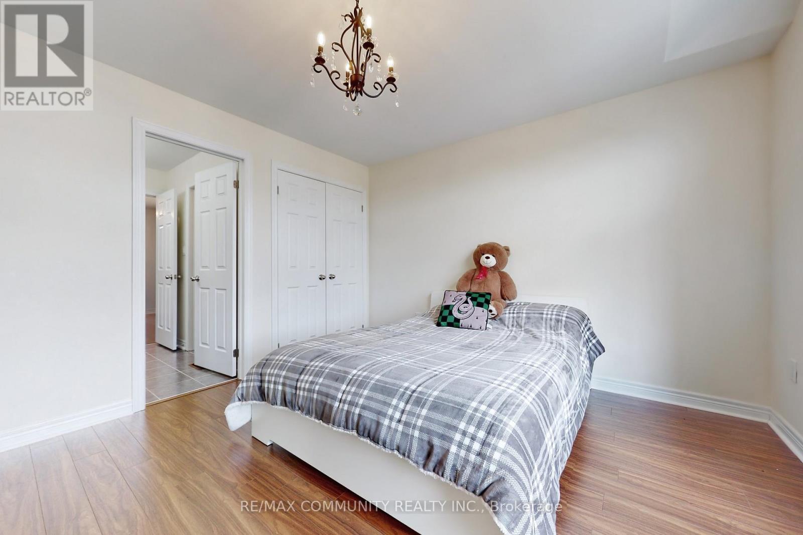 4 Flay Court, Innisfil, Ontario  L0L 1L0 - Photo 26 - N12610126