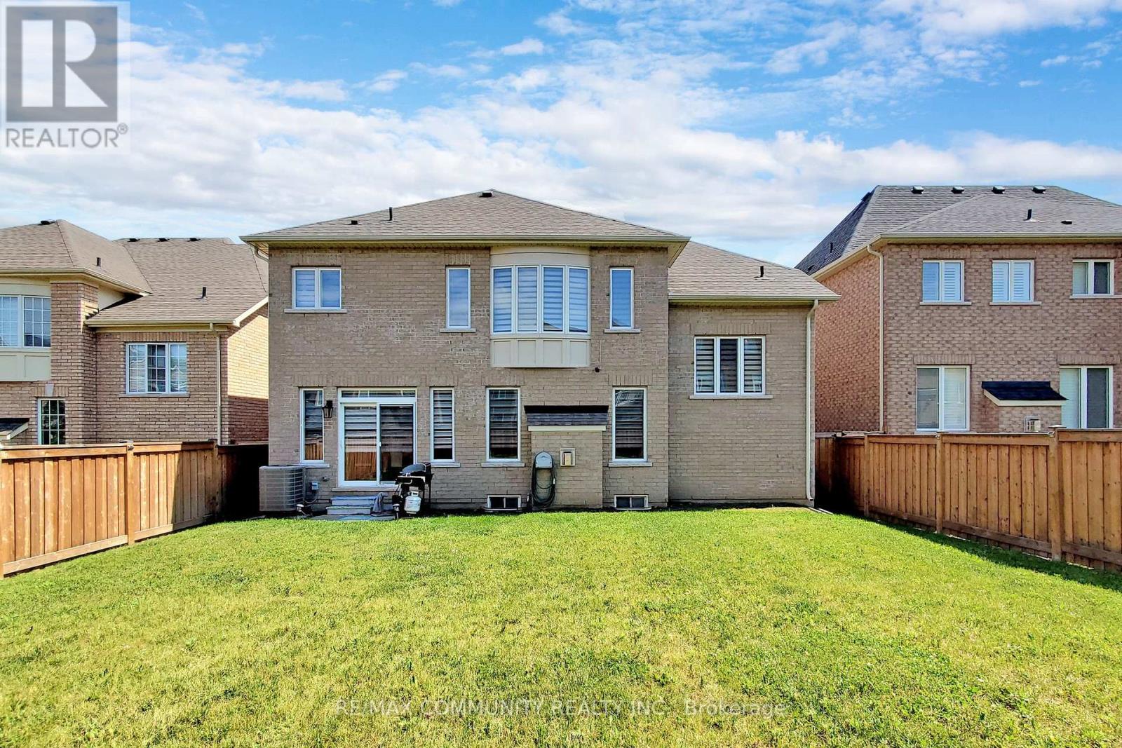 4 Flay Court, Innisfil, Ontario  L0L 1L0 - Photo 31 - N12610126