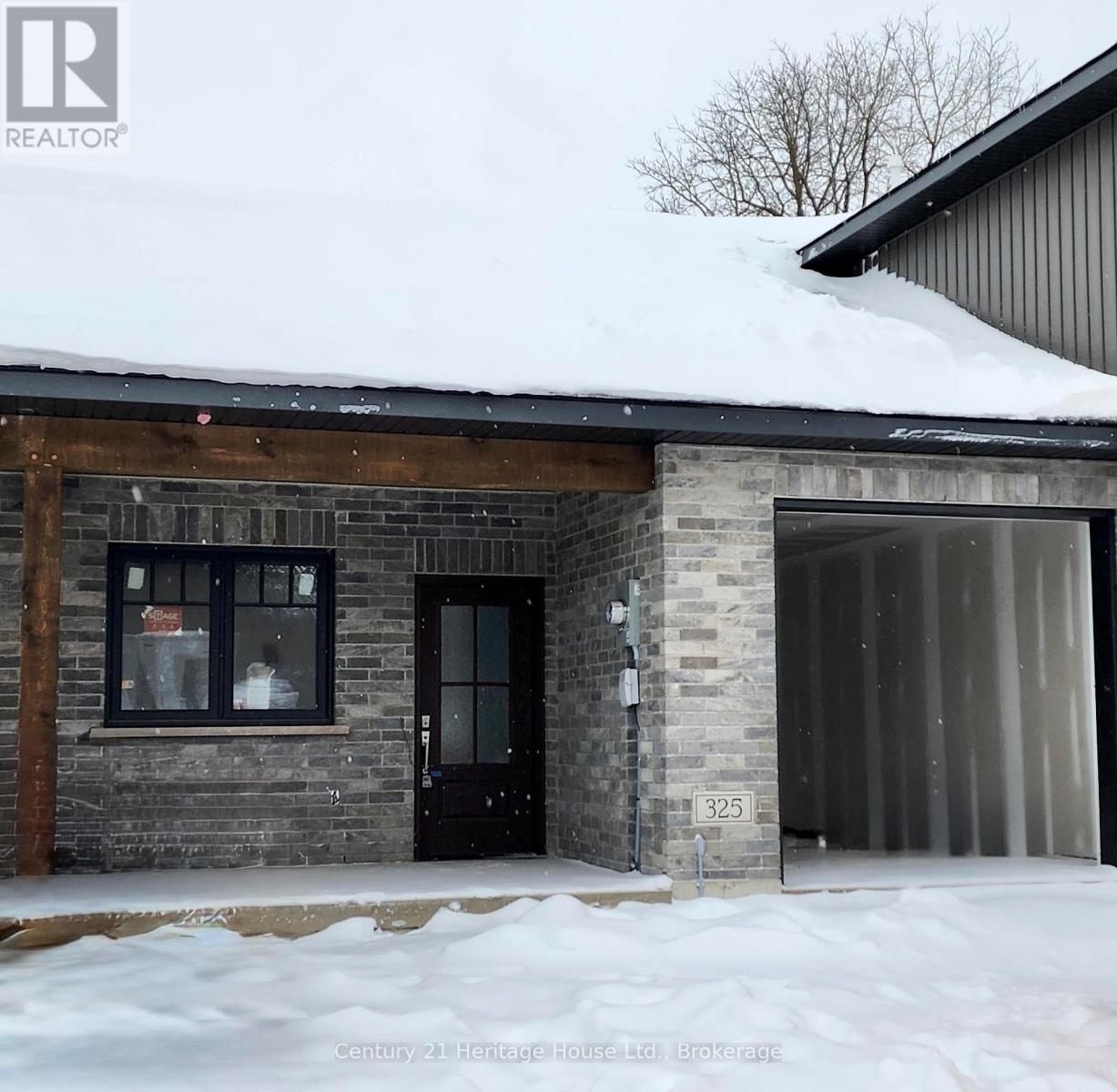 325 ARTHUR STREET, Wellington North (Mount Forest)