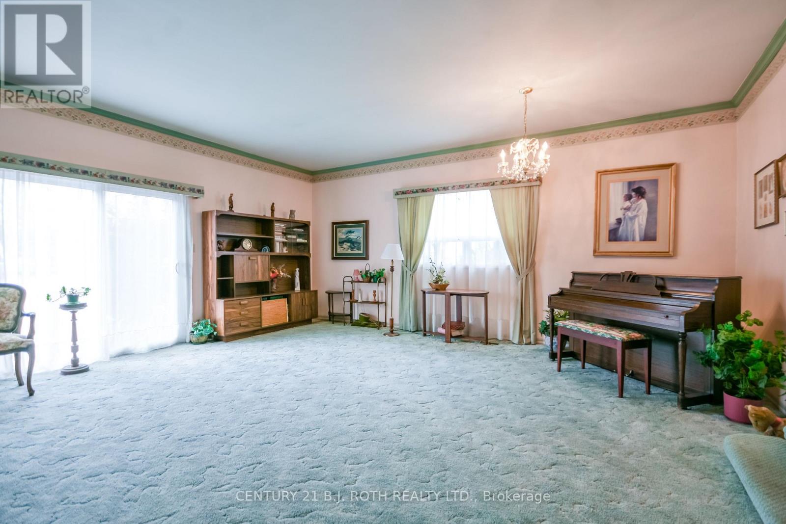 164 Cook Street, Barrie, Ontario  L4M 4G9 - Photo 7 - S12559018