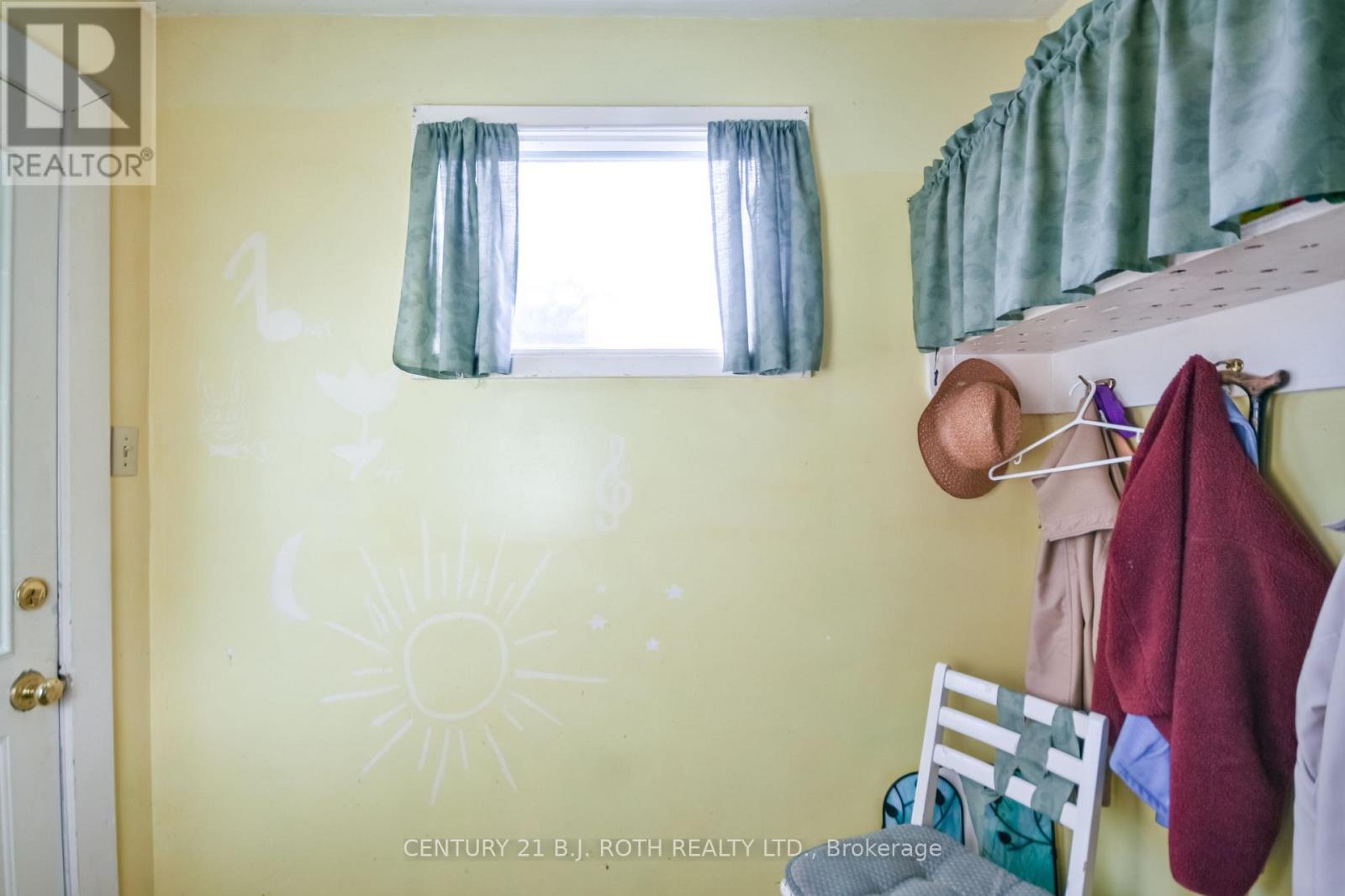 164 Cook Street, Barrie, Ontario  L4M 4G9 - Photo 35 - S12559018