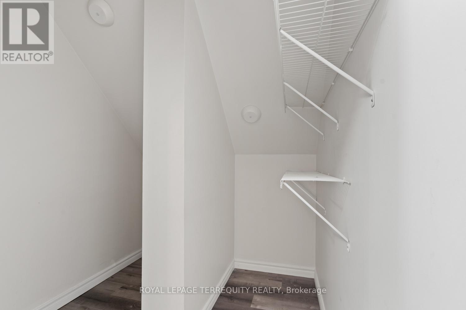 31 - 871 Wilson Avenue, Toronto, Ontario  M3K 1E6 - Photo 13 - W12610058