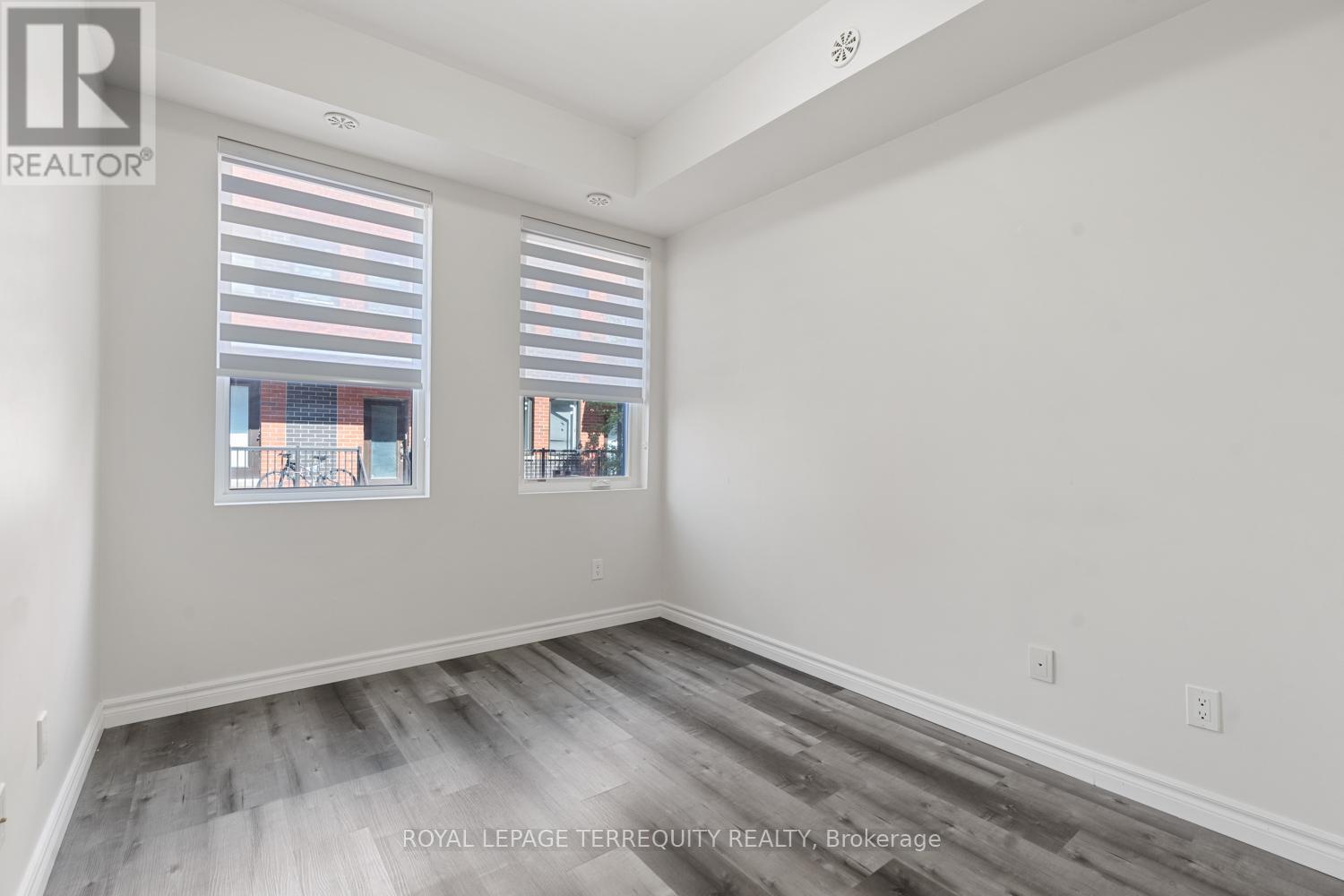 31 - 871 Wilson Avenue, Toronto, Ontario  M3K 1E6 - Photo 20 - W12610058