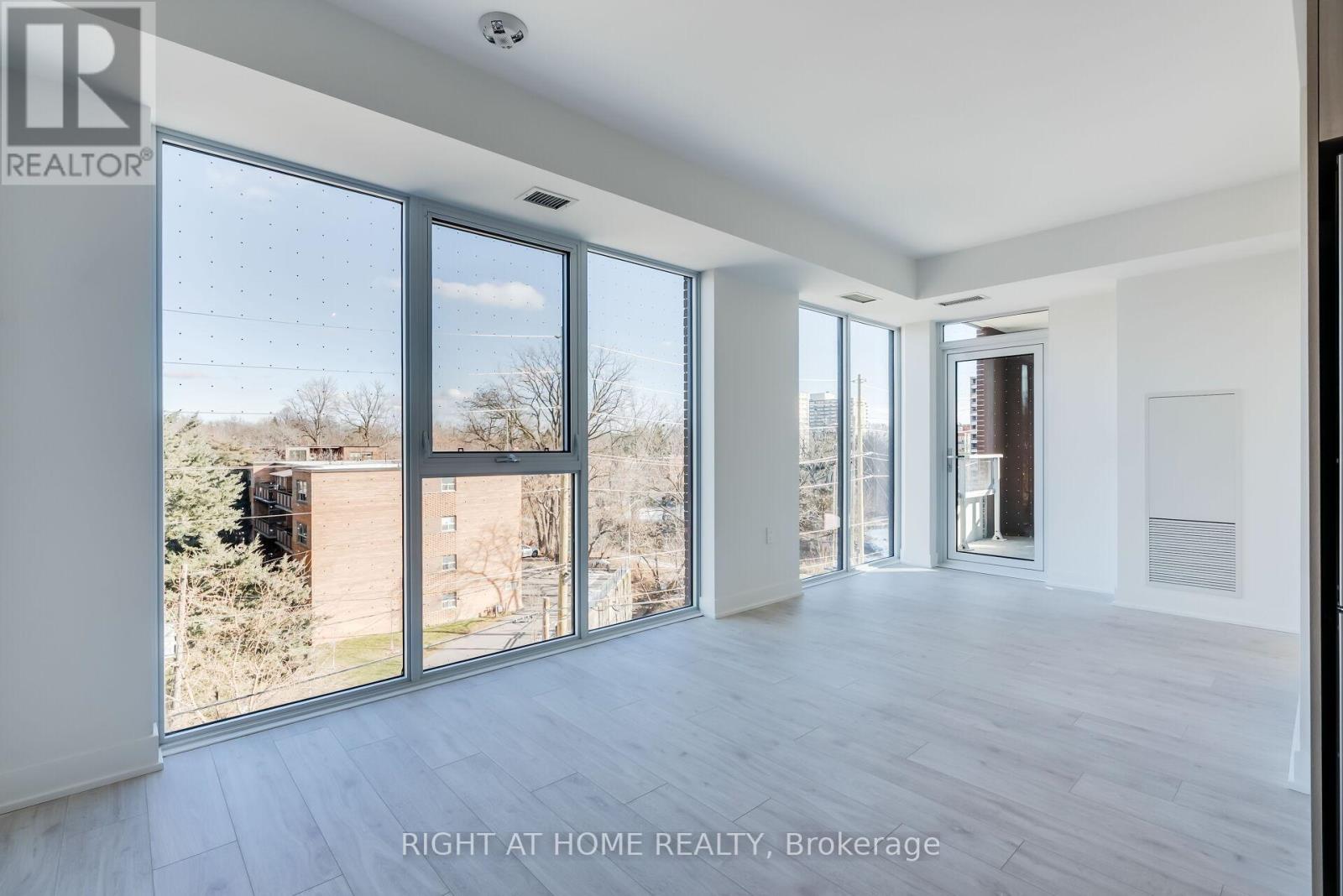 305 - 2088 James Street, Burlington, Ontario  L7R 0H2 - Photo 14 - W12610118