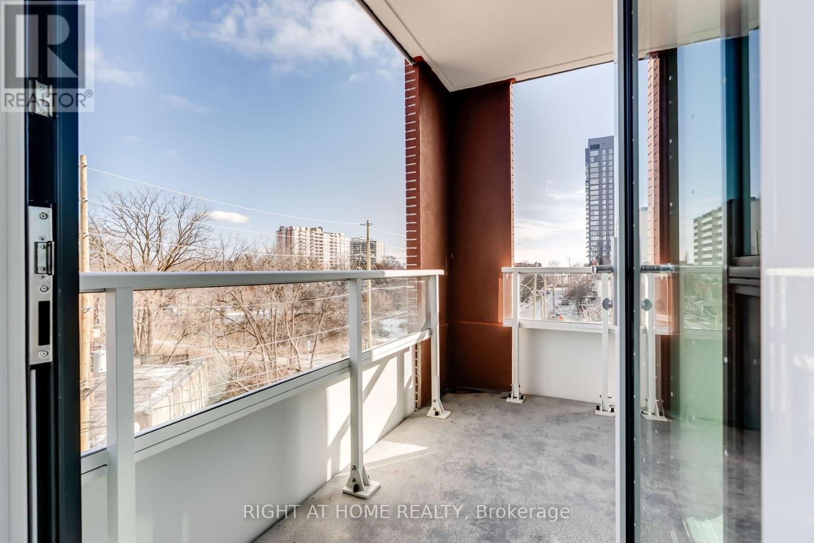 305 - 2088 James Street, Burlington, Ontario  L7R 0H2 - Photo 27 - W12610118