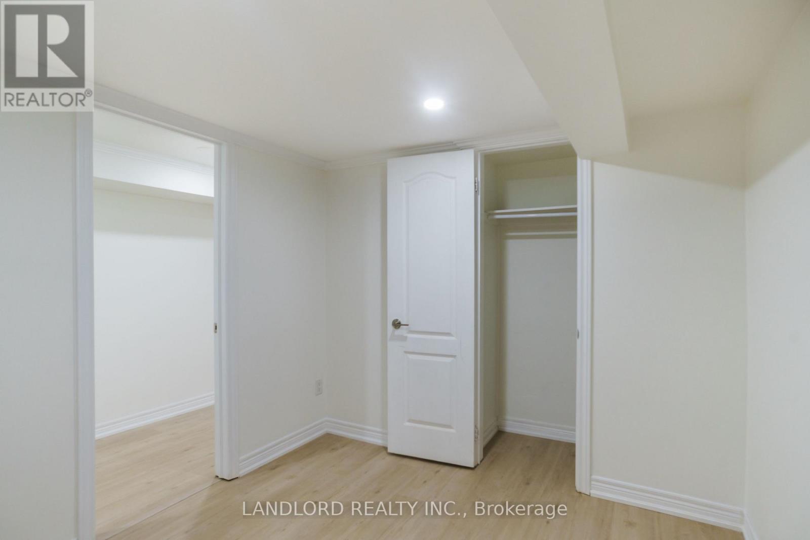 Lower - 107 Nairn Avenue, Toronto, Ontario  M6E 4G9 - Photo 11 - W12610146