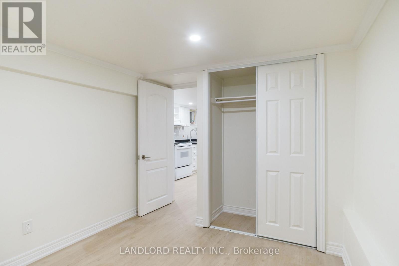 Lower - 107 Nairn Avenue, Toronto, Ontario  M6E 4G9 - Photo 18 - W12610146