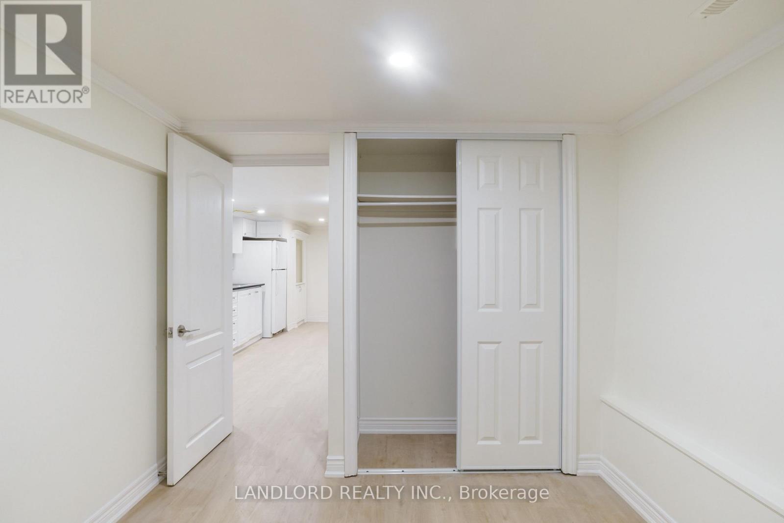 Lower - 107 Nairn Avenue, Toronto, Ontario  M6E 4G9 - Photo 19 - W12610146