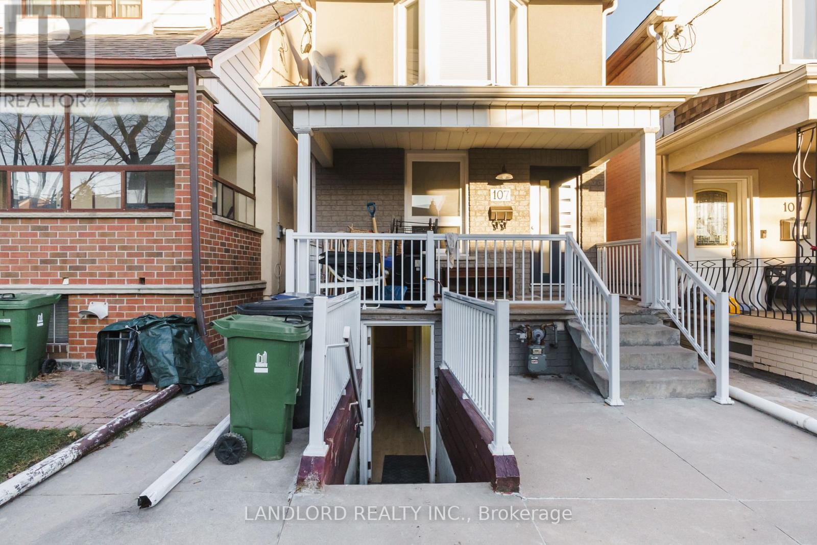 Lower - 107 Nairn Avenue, Toronto, Ontario  M6E 4G9 - Photo 22 - W12610146