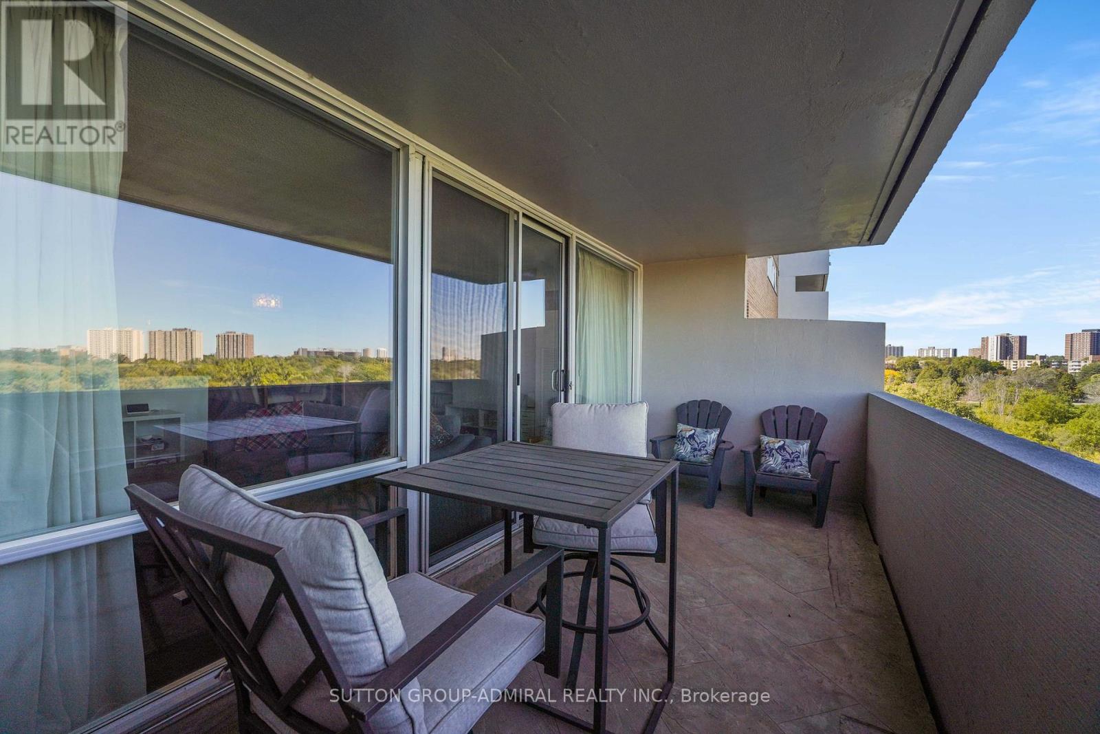 1001 - 270 Scarlett Road, Toronto, Ontario  M6N 4X7 - Photo 33 - W12610194