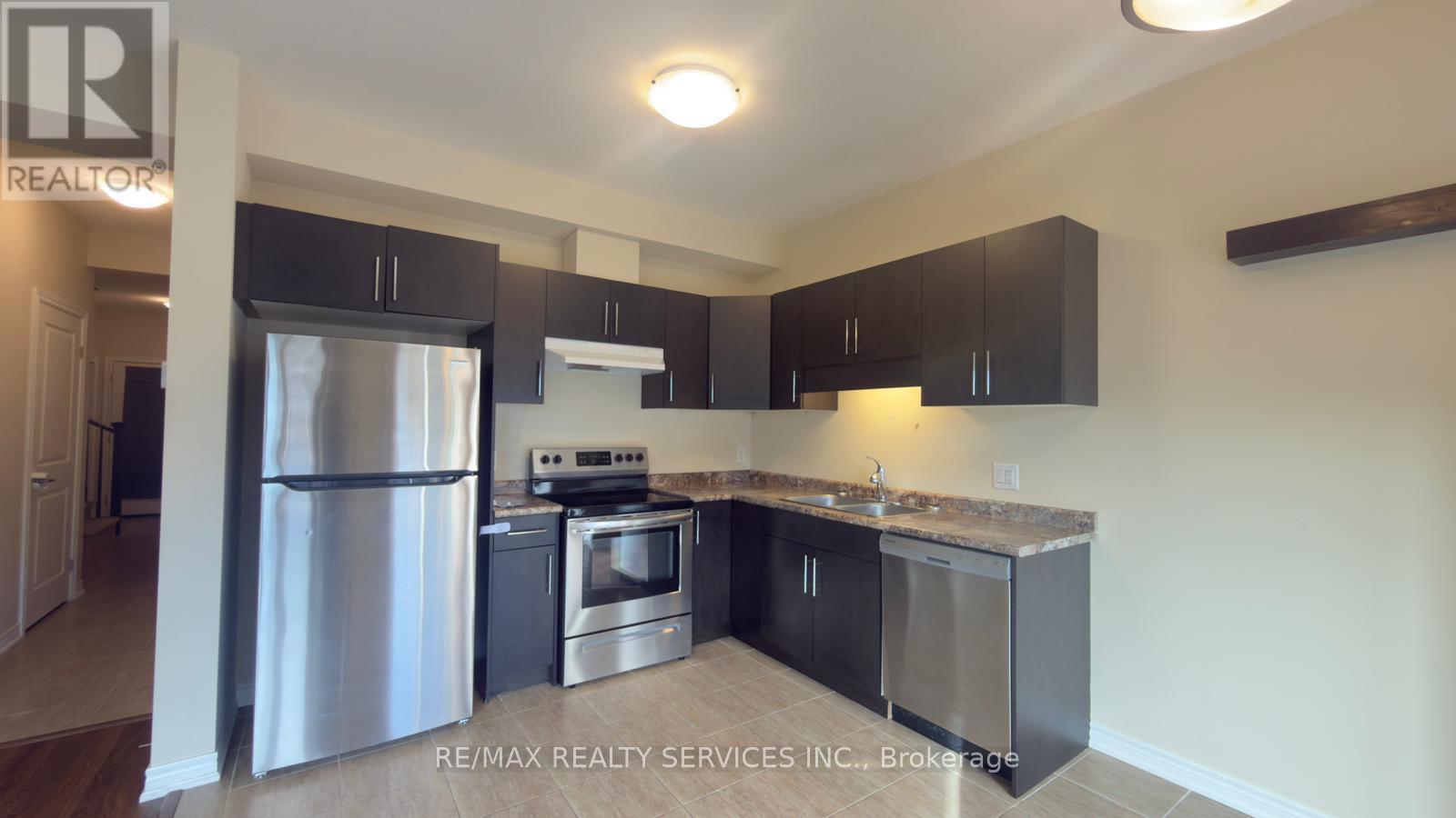 26 Sunflower Place, Welland, Ontario  L3B 5N8 - Photo 10 - X12610084