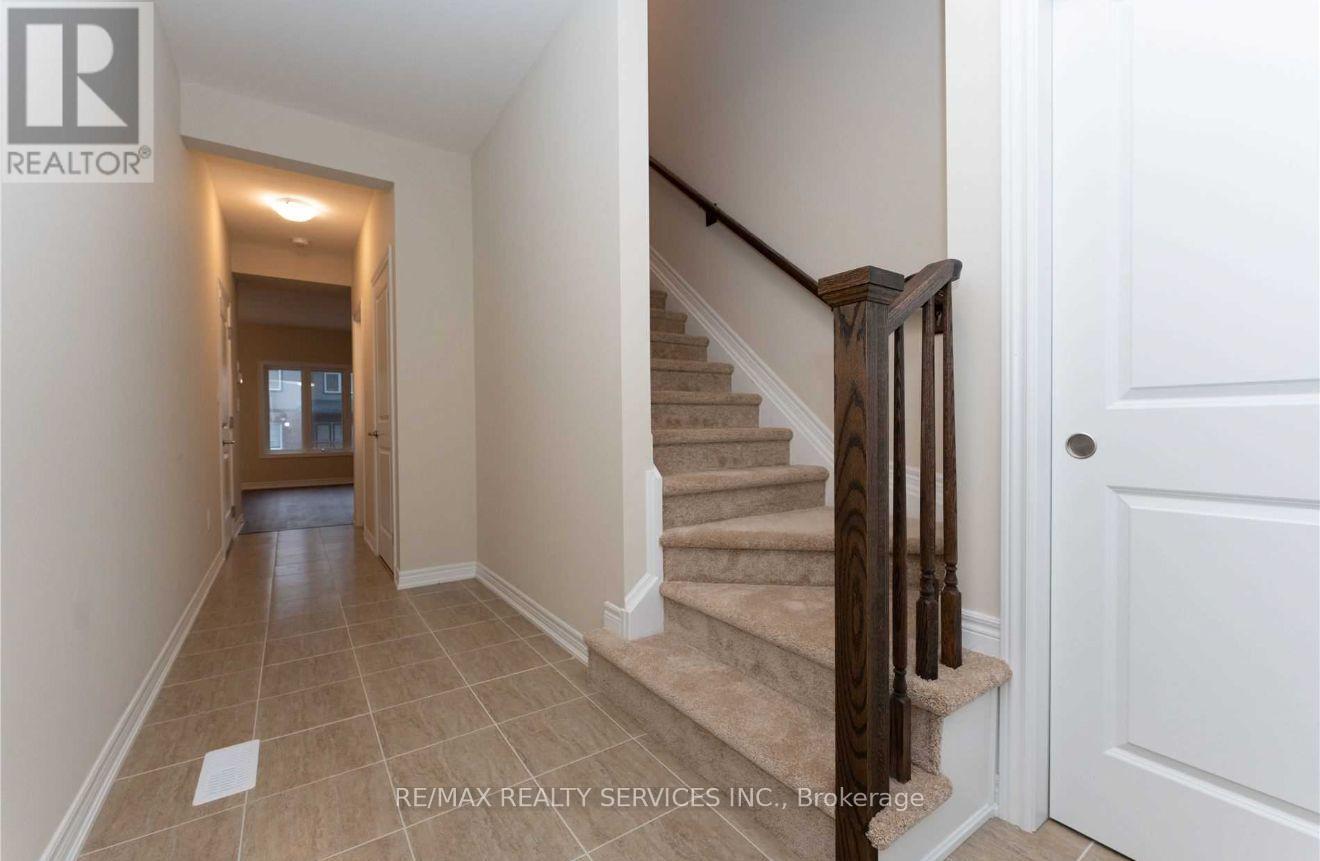 26 Sunflower Place, Welland, Ontario  L3B 5N8 - Photo 6 - X12610084