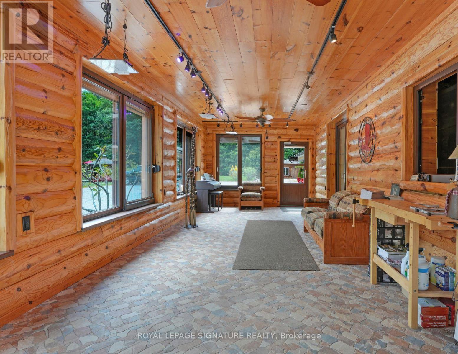 1064 Omagaki Road, Minden Hills, Ontario  K0M 2K0 - Photo 21 - X12610090