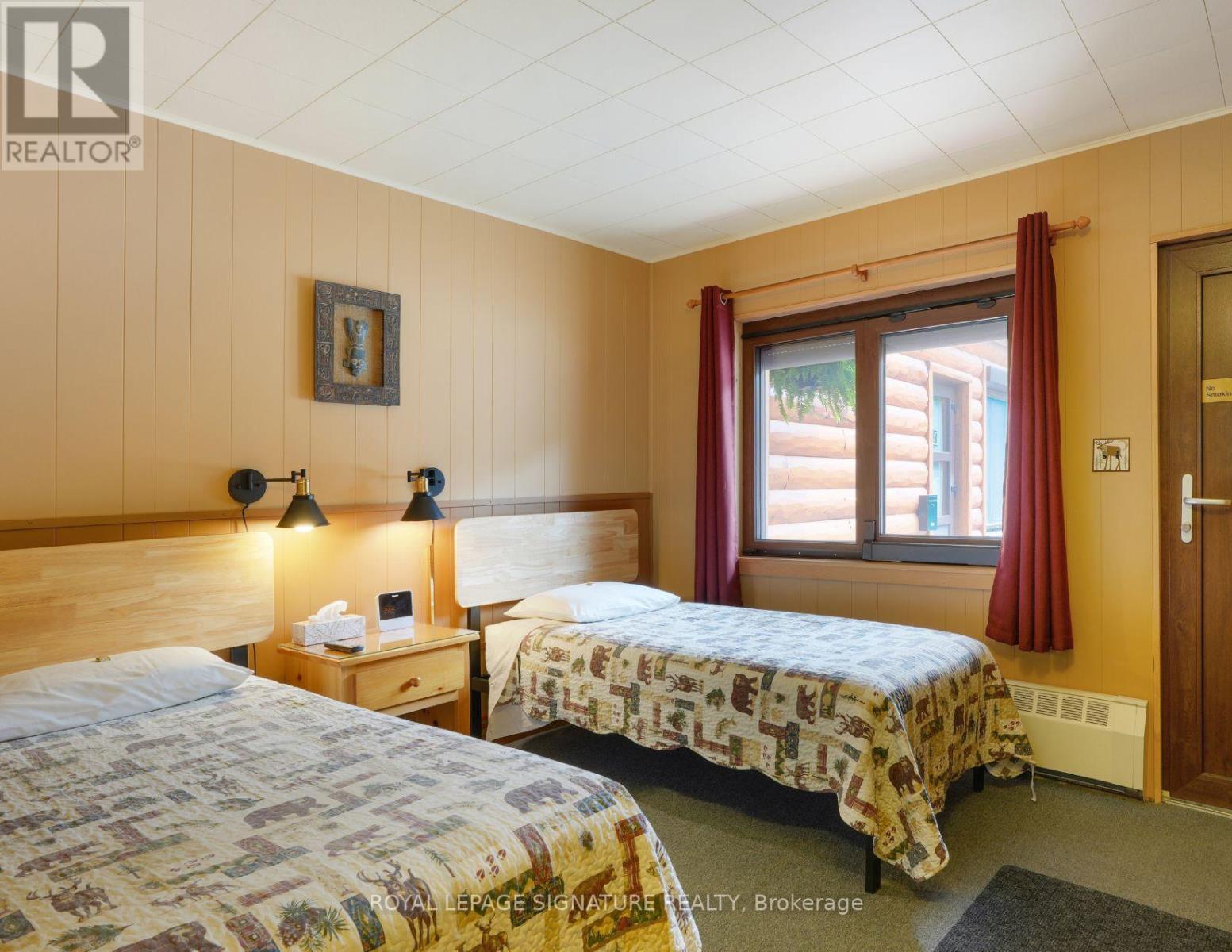 1064 Omagaki Road, Minden Hills, Ontario  K0M 2K0 - Photo 35 - X12610090