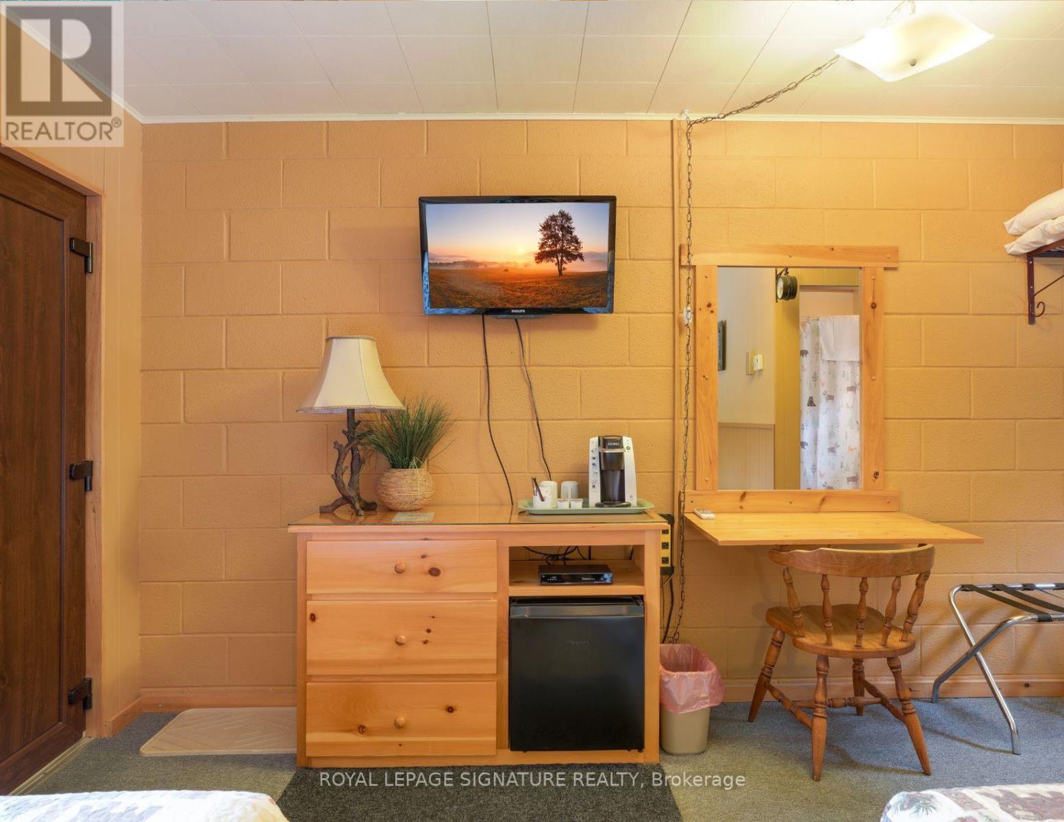 1064 Omagaki Road, Minden Hills, Ontario  K0M 2K0 - Photo 36 - X12610090