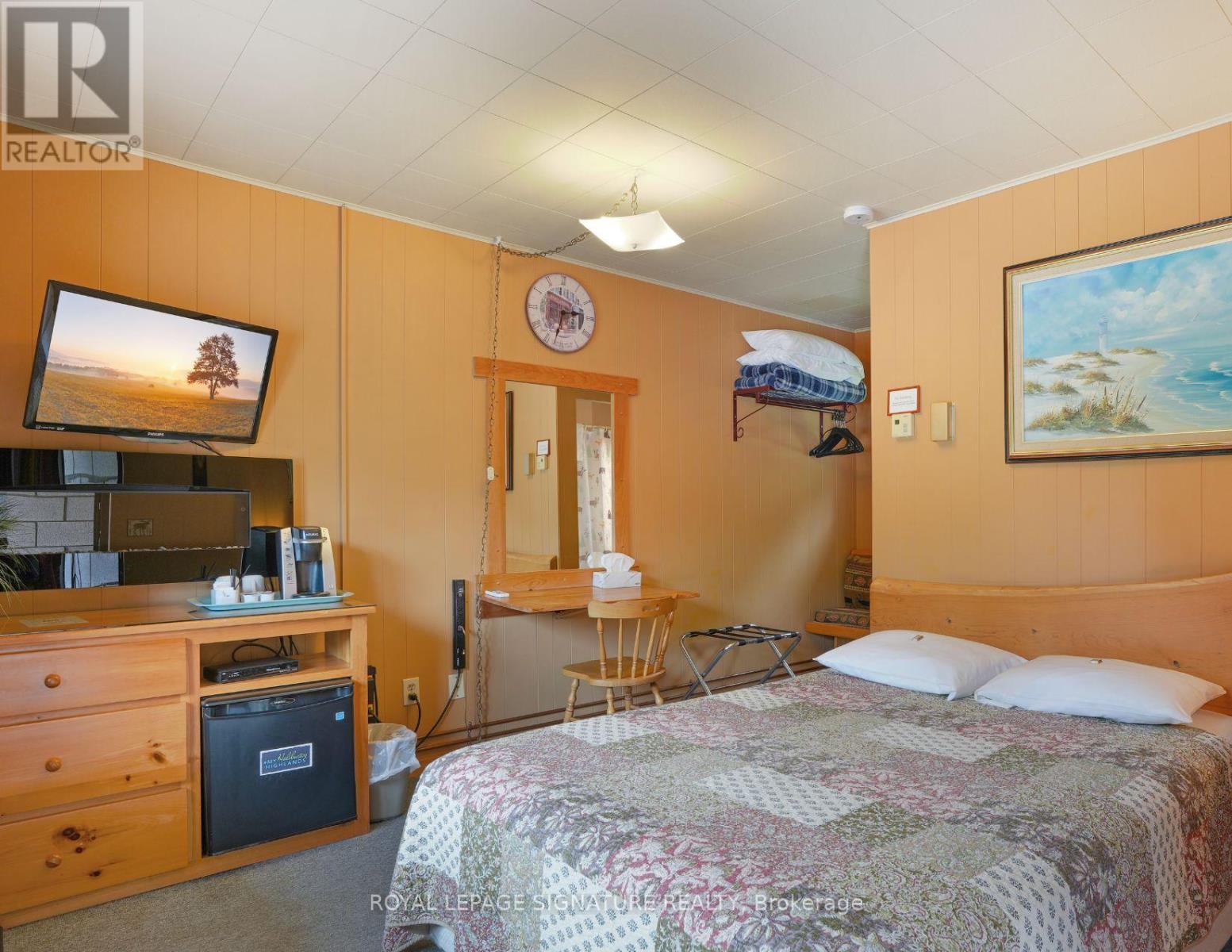 1064 Omagaki Road, Minden Hills, Ontario  K0M 2K0 - Photo 37 - X12610090