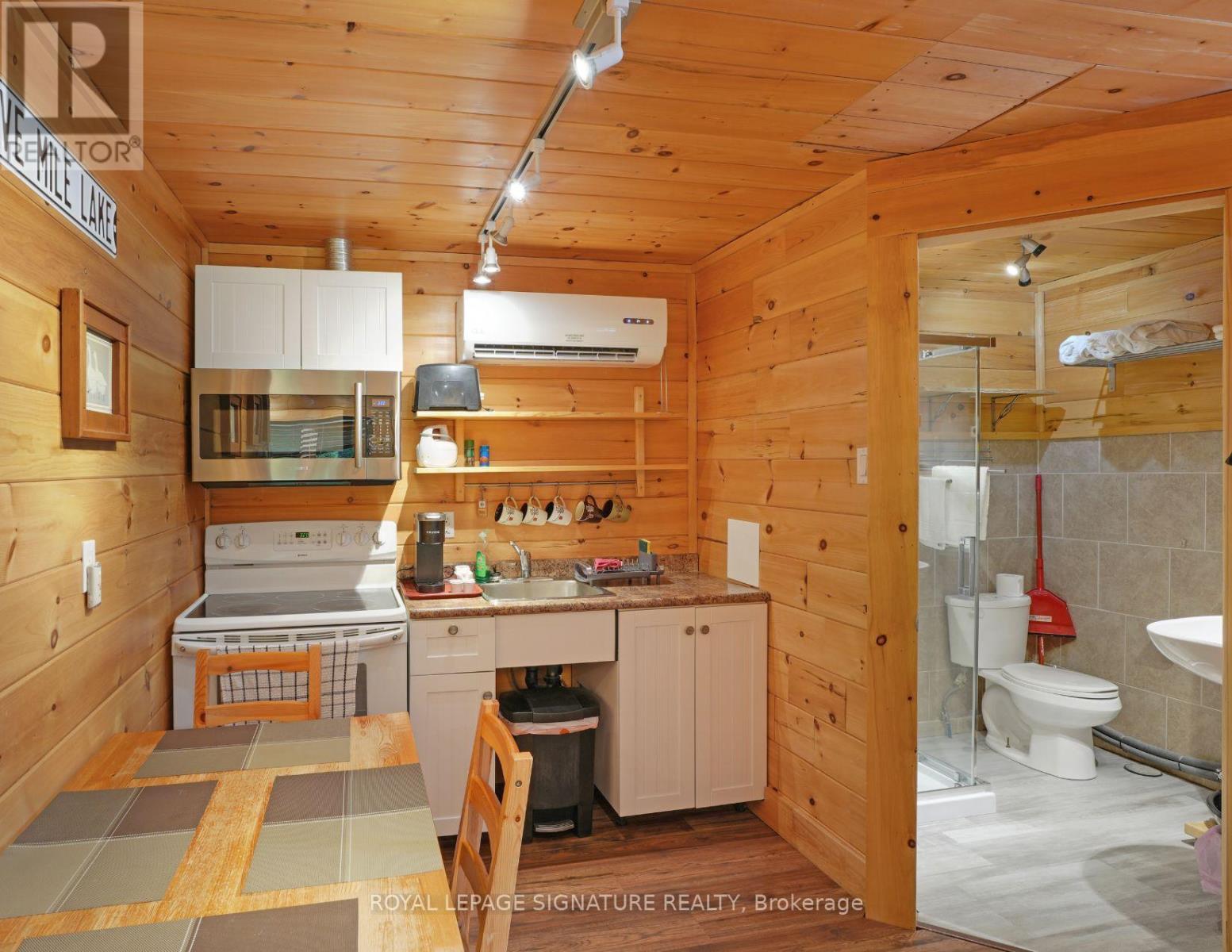 1064 Omagaki Road, Minden Hills, Ontario  K0M 2K0 - Photo 40 - X12610090