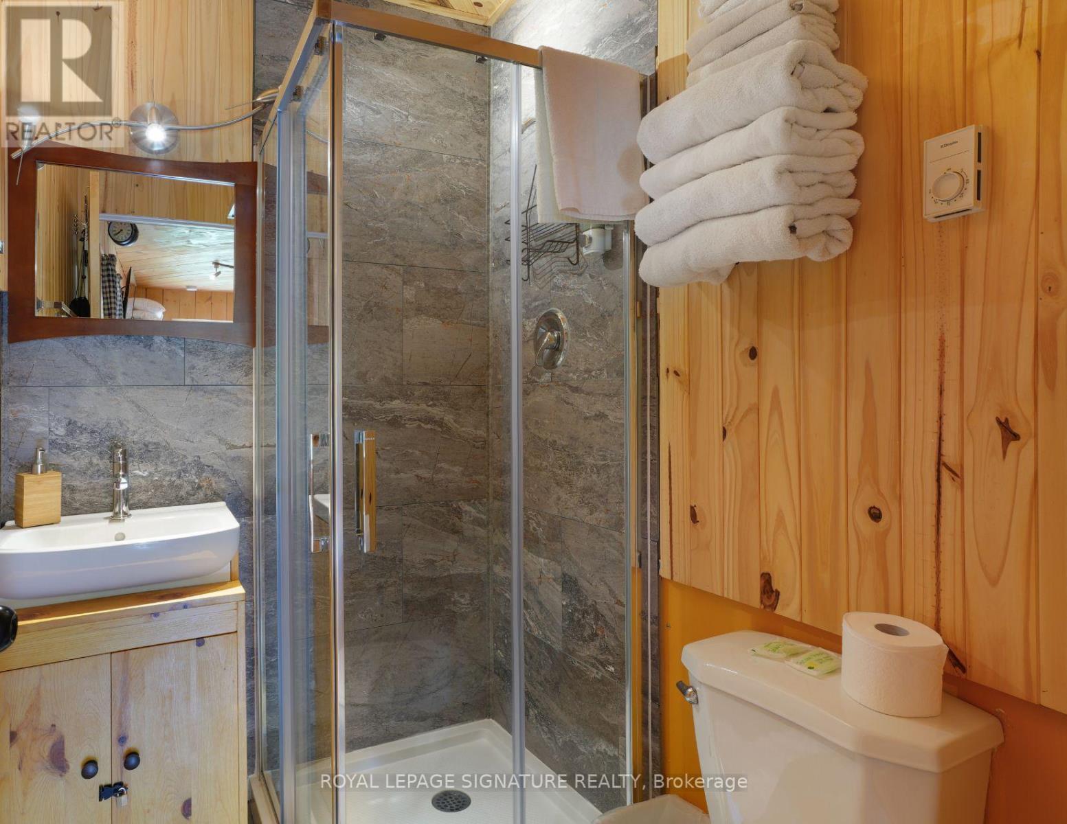 1064 Omagaki Road, Minden Hills, Ontario  K0M 2K0 - Photo 41 - X12610090