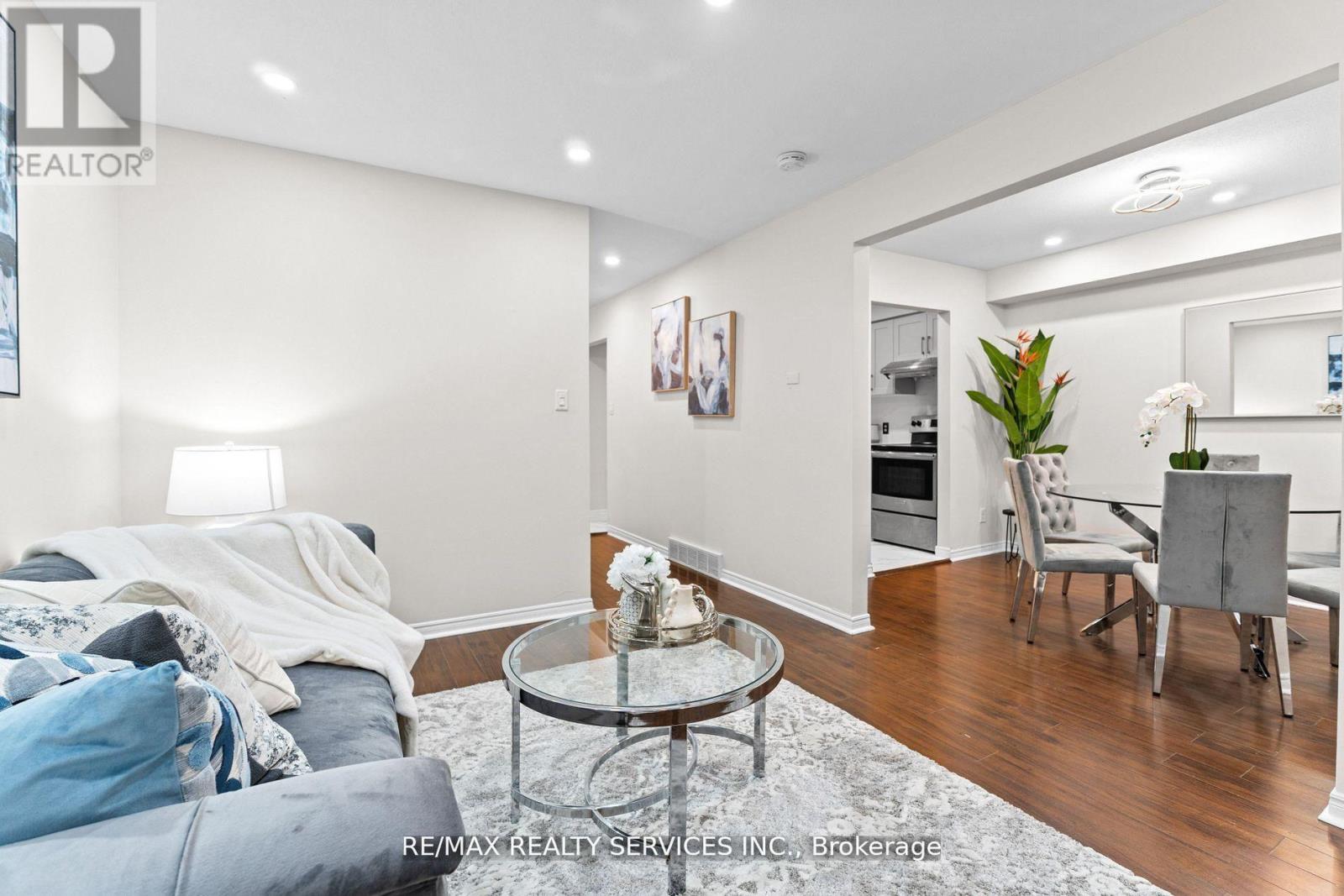 26 Woolwich Street, Kitchener, Ontario  N2K 1R9 - Photo 15 - X12610104