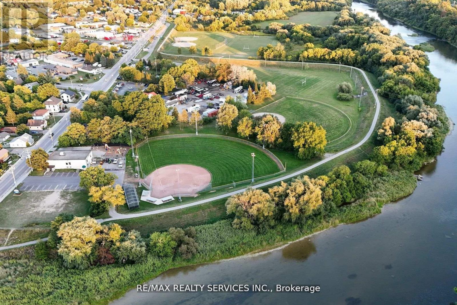 26 Woolwich Street, Kitchener, Ontario  N2K 1R9 - Photo 40 - X12610104