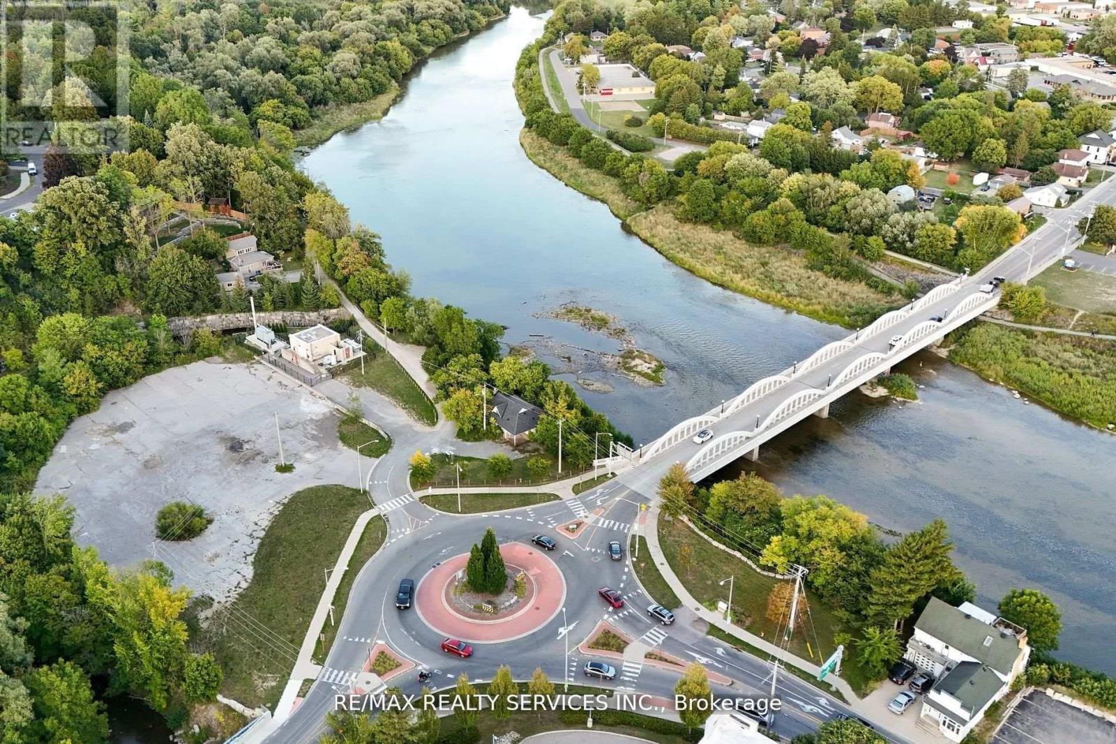 26 Woolwich Street, Kitchener, Ontario  N2K 1R9 - Photo 41 - X12610104