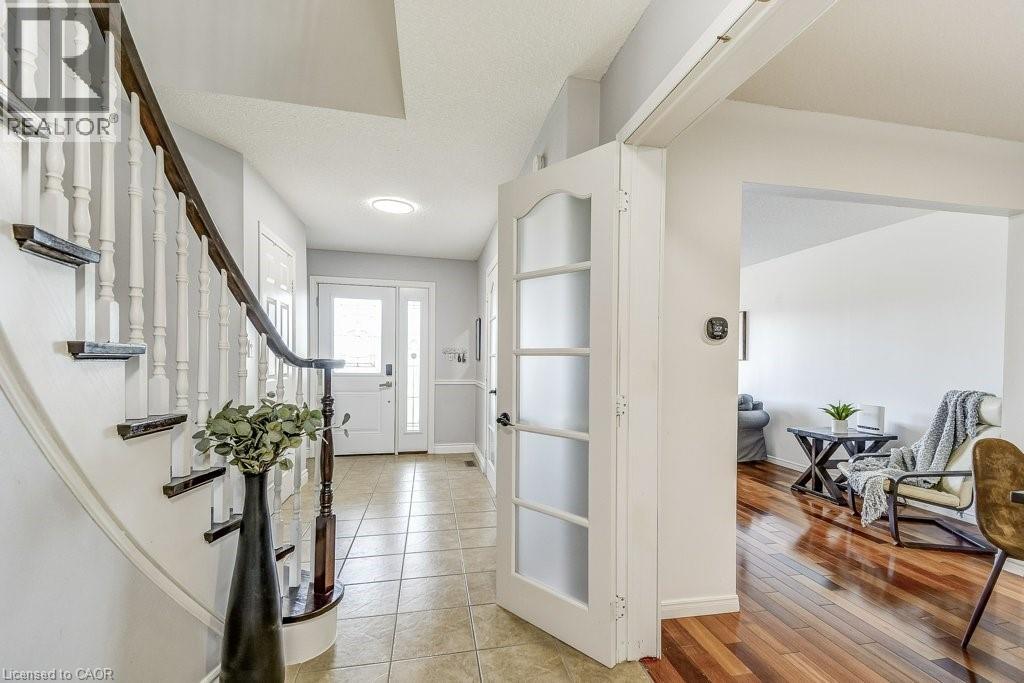 19 National Drive, Stoney Creek, Ontario  L8G 5C3 - Photo 4 - 40782291