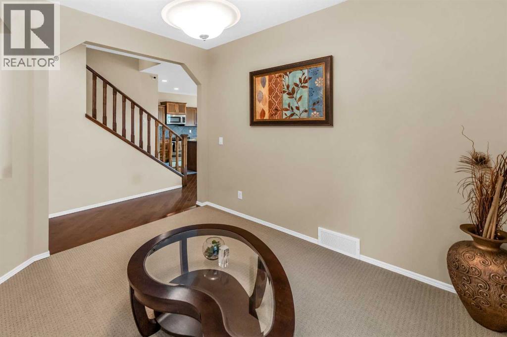 107 Everoak Green Sw, Calgary, Alberta  T2Y 0J6 - Photo 6 - A2266352
