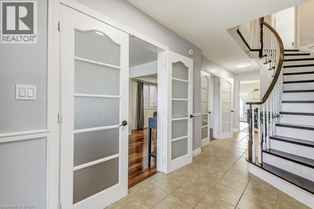 19 National Drive, Stoney Creek, Ontario  L8G 5C3 - Photo 3 - 40782291