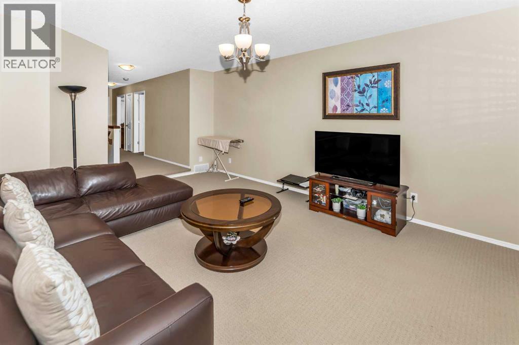 107 Everoak Green Sw, Calgary, Alberta  T2Y 0J6 - Photo 21 - A2266352