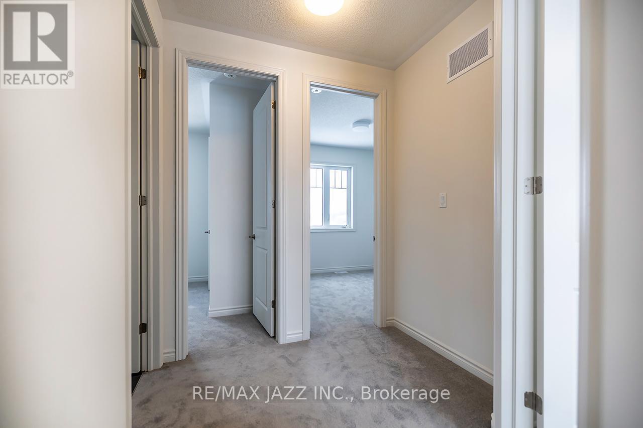 67 Debois Street, Kawartha Lakes (Lindsay), Ontario  K9V 0S5 - Photo 18 - X12610248