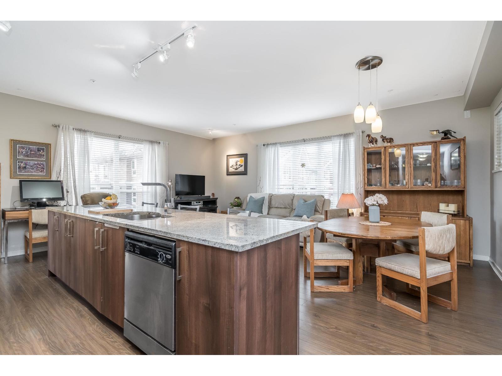 307 6450 194 Street, Surrey, British Columbia V4N 6J8 - Photo 9 - R3069125