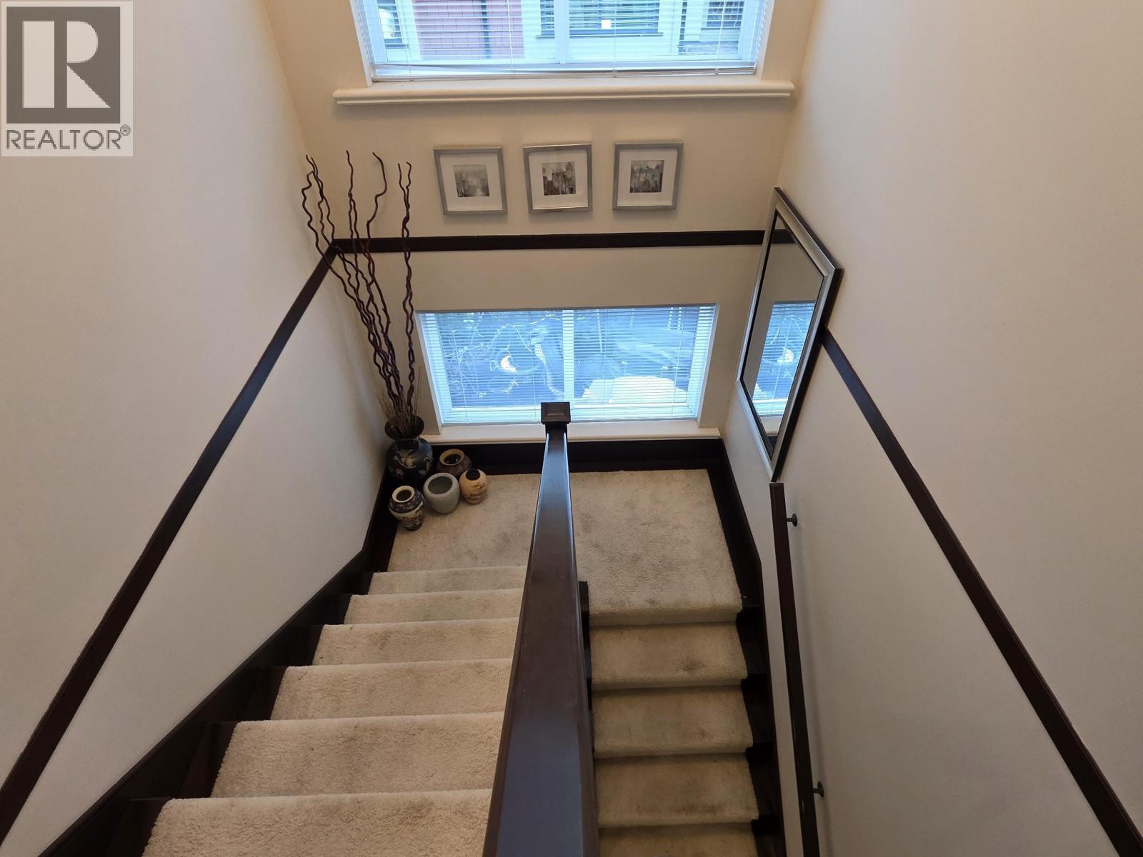 665 W 15th Street, North Vancouver, British Columbia  V7M 1T1 - Photo 7 - R3068716