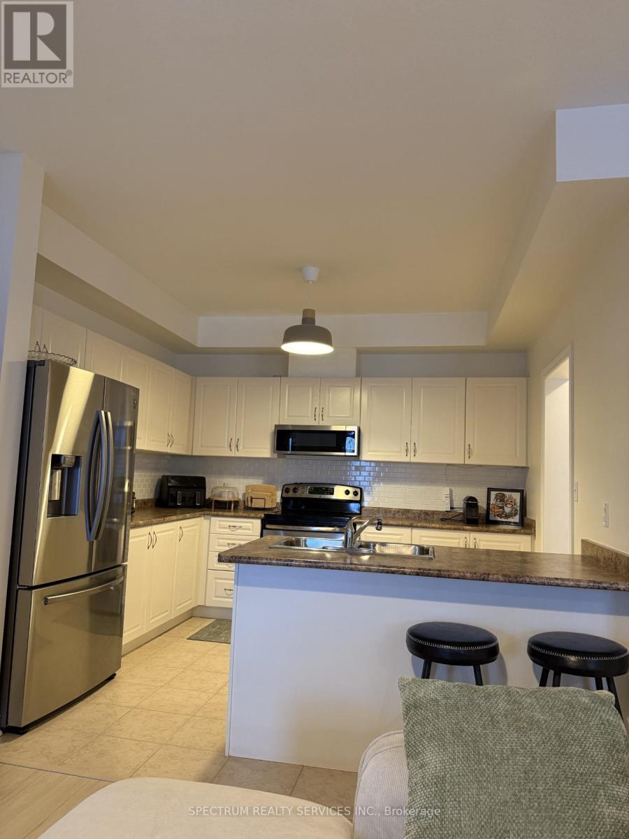 154 Truedell Circle, Hamilton, Ontario  L8B 0T1 - Photo 10 - X12605800