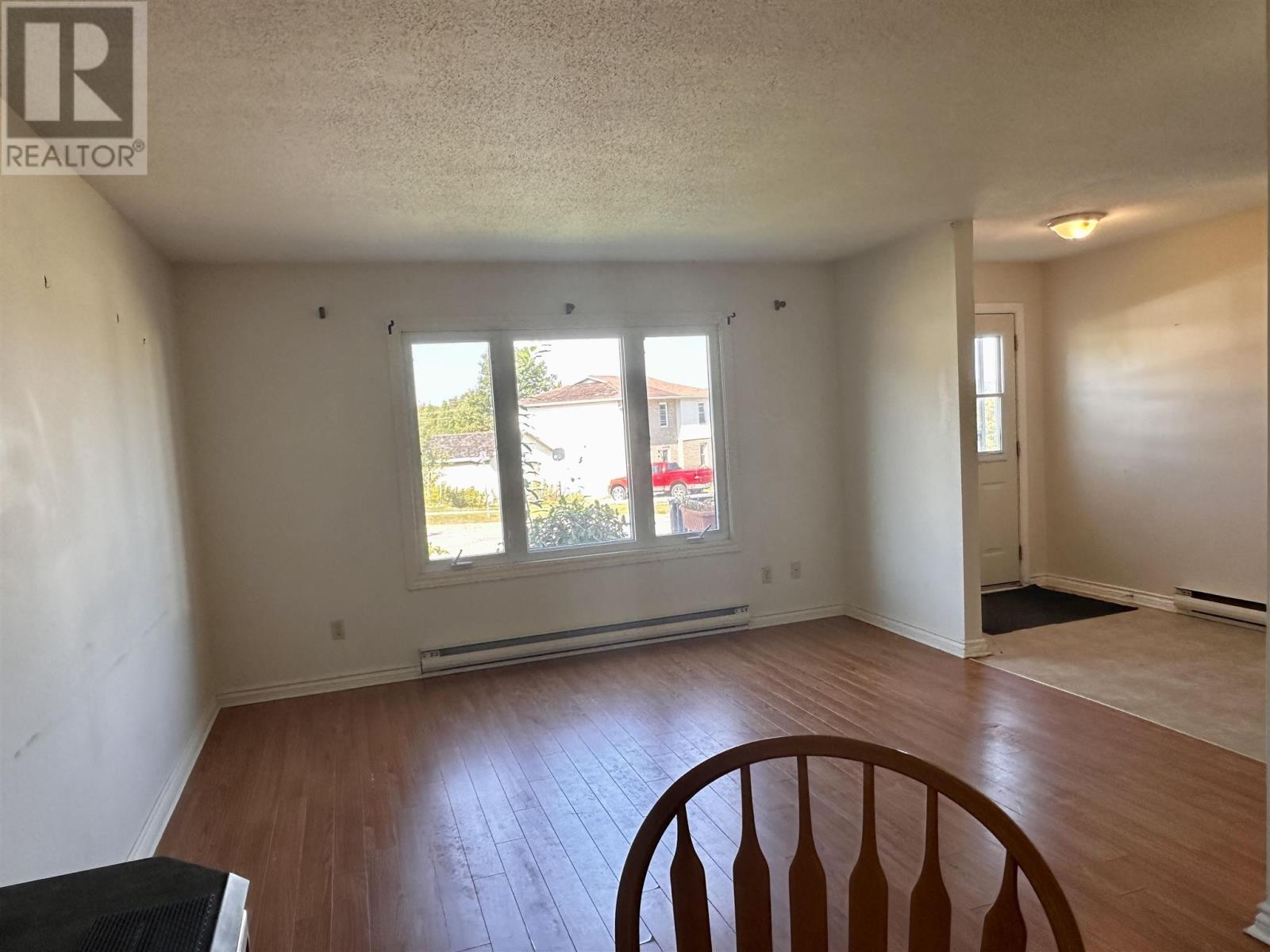 38 Beckett Blvd, Elliot Lake, Ontario P5A 3P7 - Photo 2 - SM253432