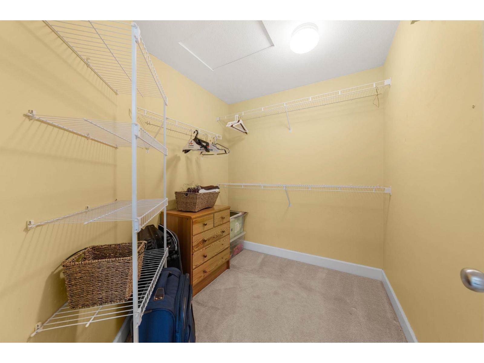 6942 198b Street, Langley, British Columbia  V2Y 3B4 - Photo 32 - R3057396